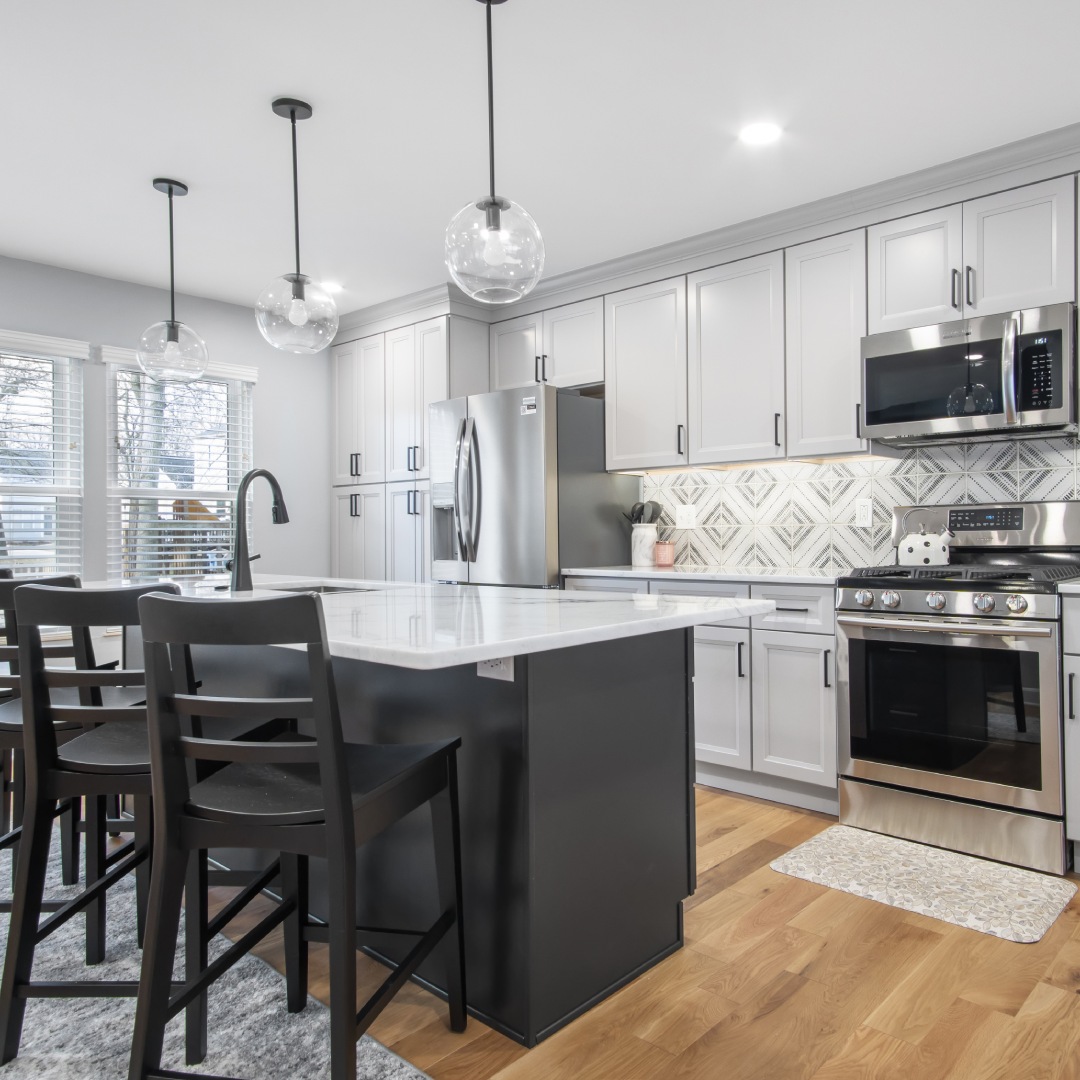 Contemporary Elegance: Transforming a Columbus Kitchen and Living Room